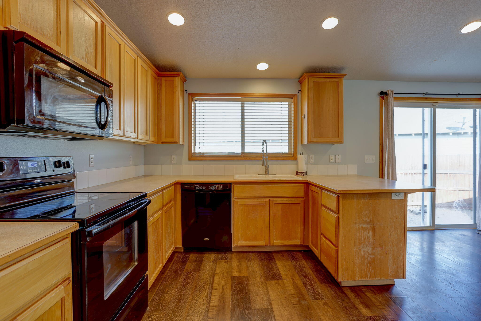 253 Center Ridge Drive Culver, OR 97734 - Photo 8 of 27 9-web-or-mls-253 Center Ridge Drive-8