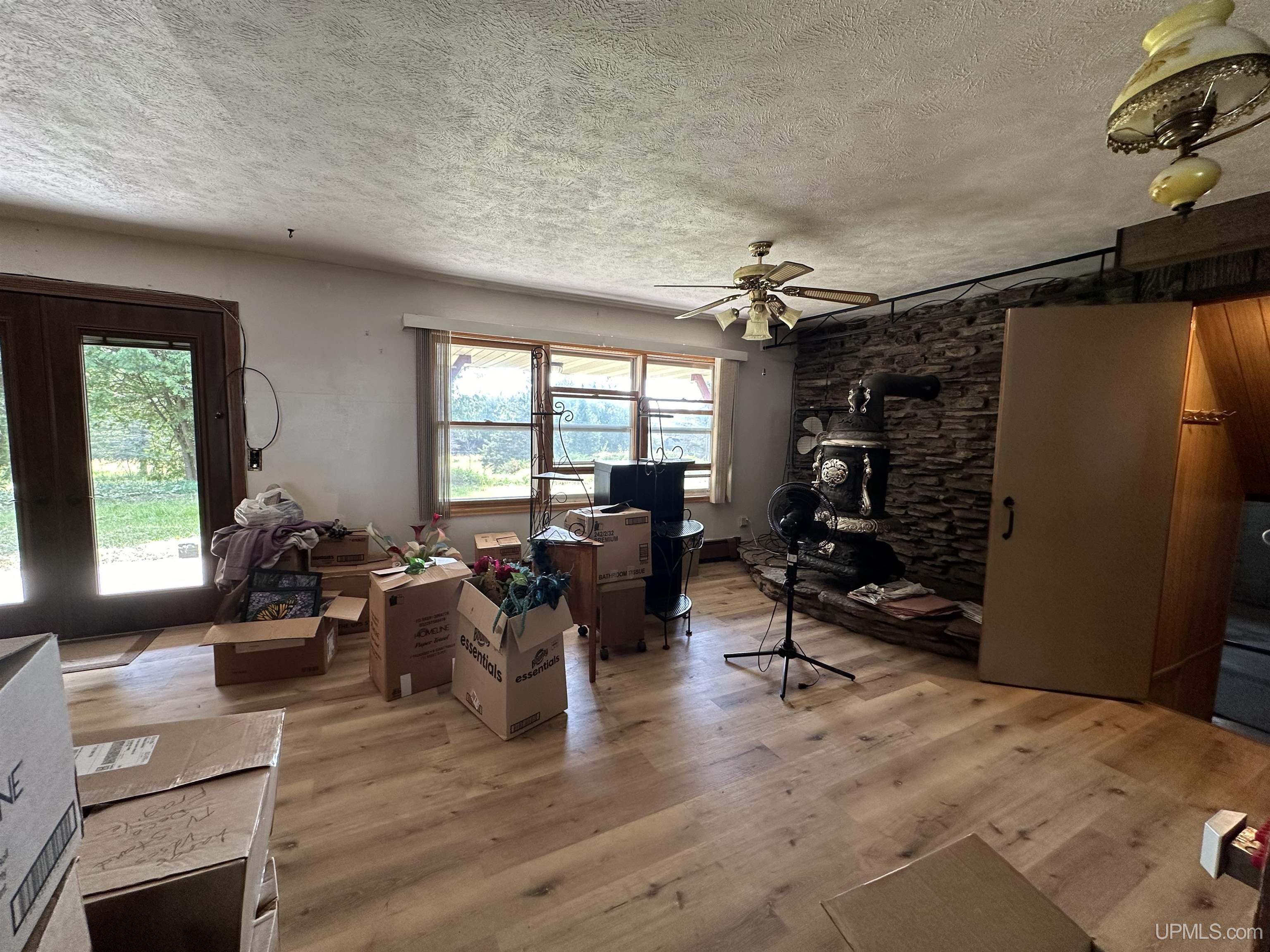 5770 I Road Escanaba, MI 49829 - Photo 9 of 17