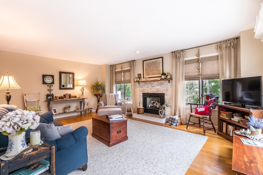 6 Aspen Road, Unit 6 Bourne, MA 02532 - Photo 11 of 40