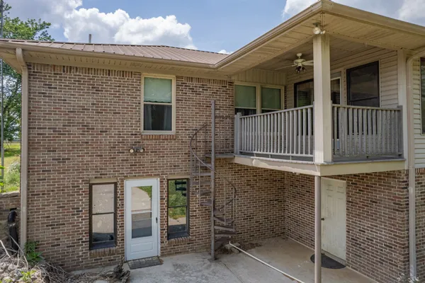 $489,900 | 239 Henry Bayless Road, Ardmore, TN 38449