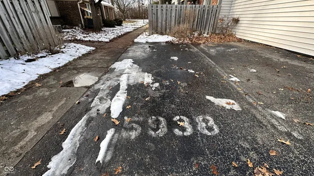 $140,000 | 5938 Deerwood Court, Indianapolis, IN 46254