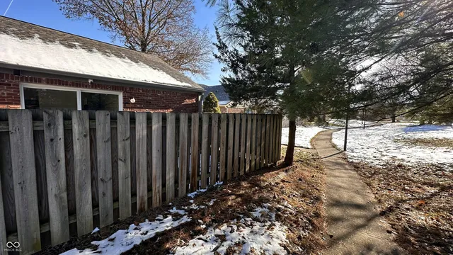 $140,000 | 5938 Deerwood Court, Indianapolis, IN 46254