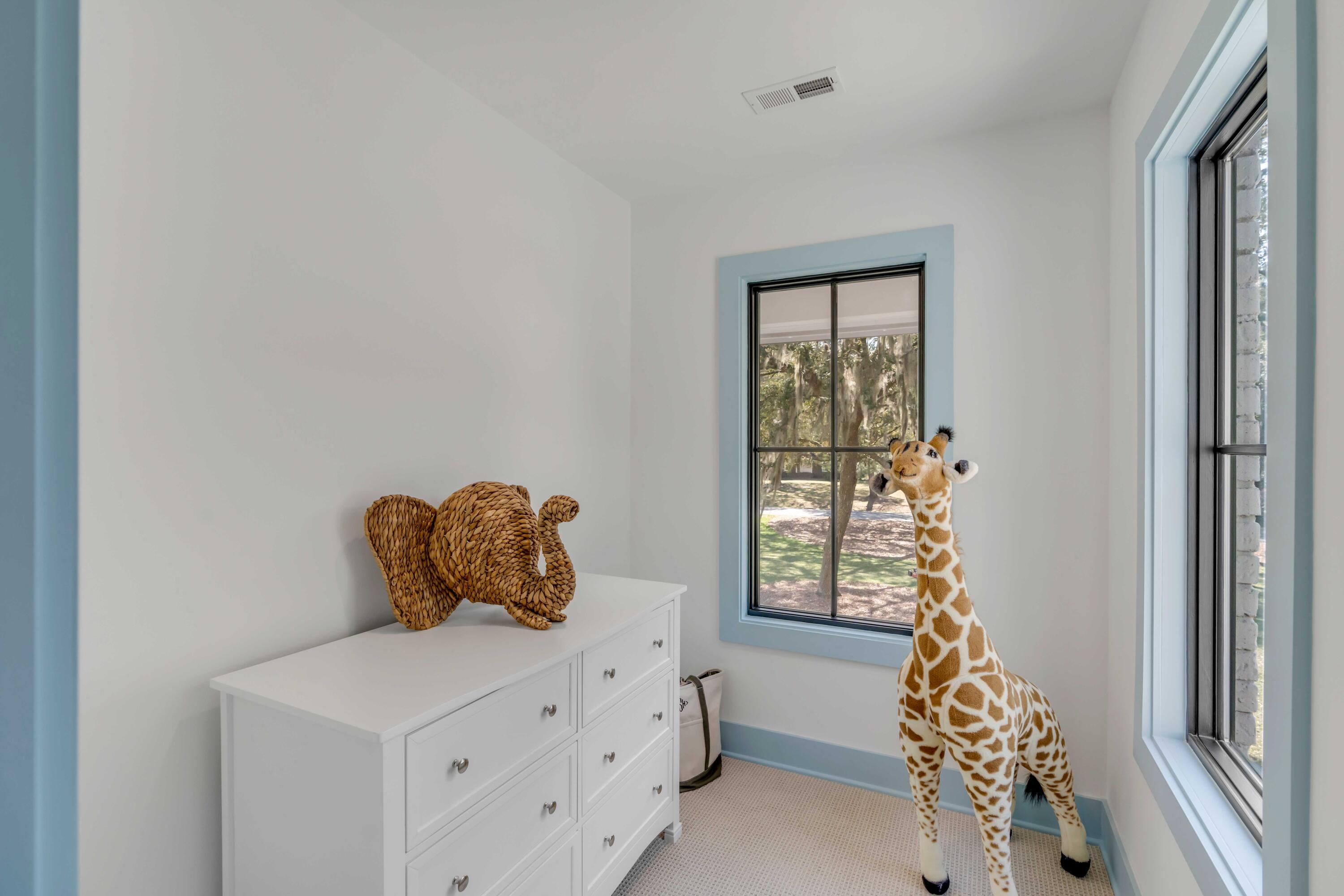 1426 Brecon Road Mount Pleasant, SC 29464 - Photo 25 of 57 Guest Bedroom