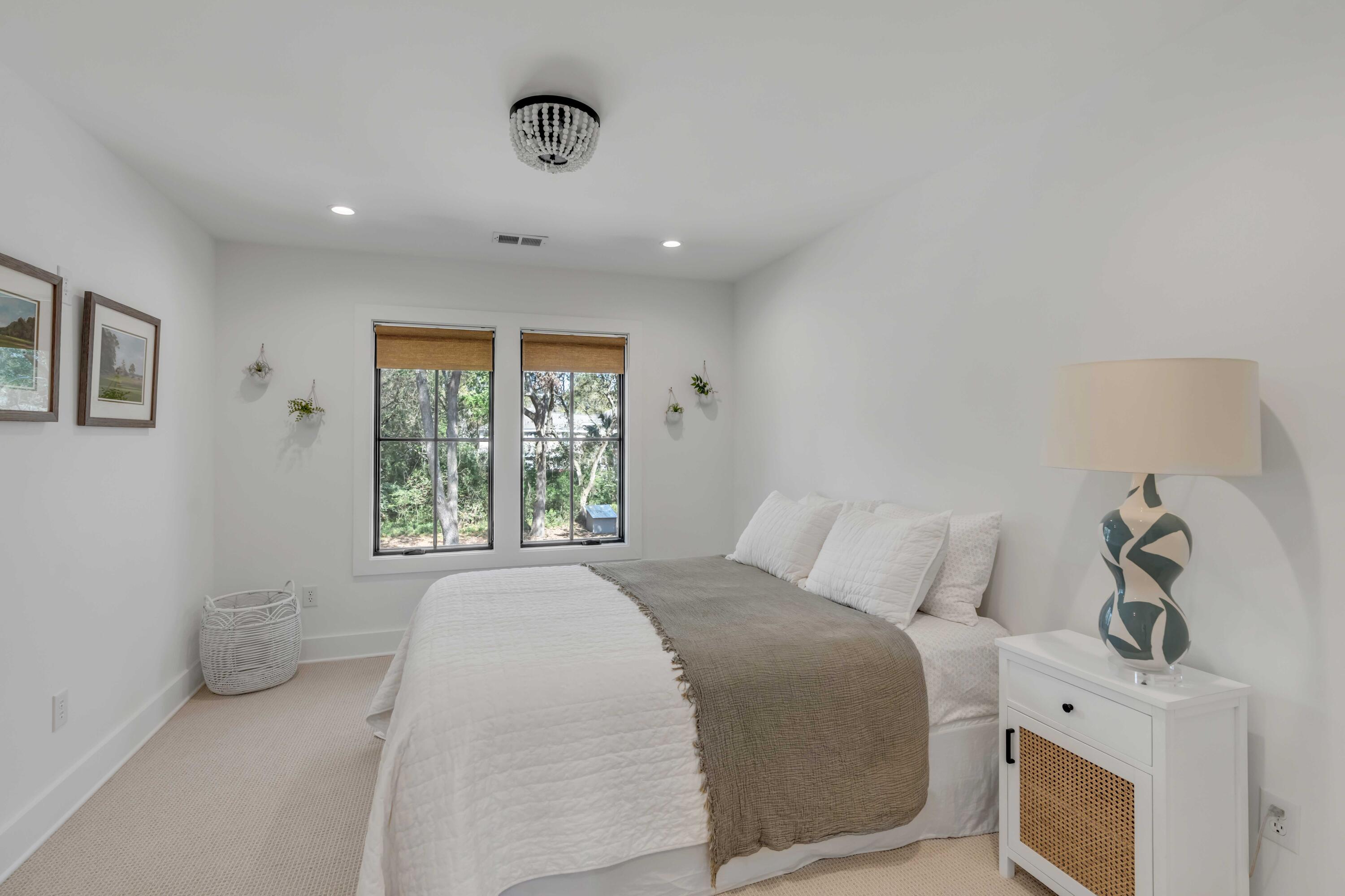 1426 Brecon Road Mount Pleasant, SC 29464 - Photo 27 of 57 Guest Bedroom