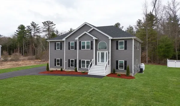 $779,900 | 174 Ashleigh Terrace, Taunton, MA 02780