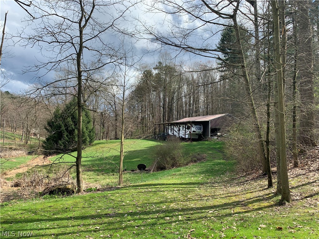 6224 Middle Run Road Dover, OH 44622 - Photo 23 of 28