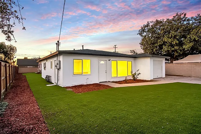 $3,500 | 5522 Silver Drive, Santa Ana, CA 92703