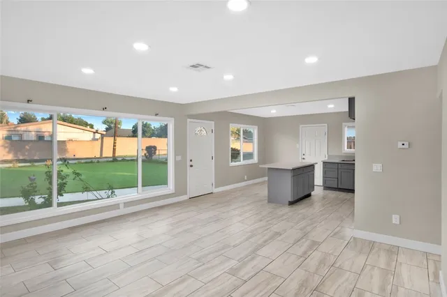 $3,500 | 5522 Silver Drive, Santa Ana, CA 92703