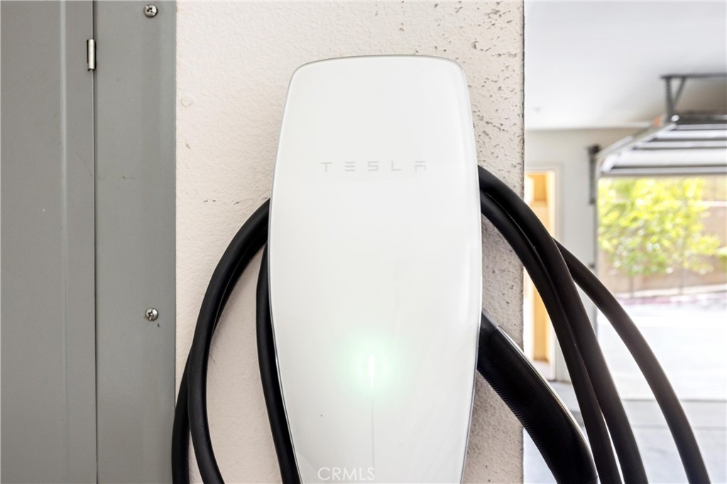 2802 Green River Road, Unit 101 Corona, CA 92882 - Photo 19 of 31 Tesla EV Charger Included