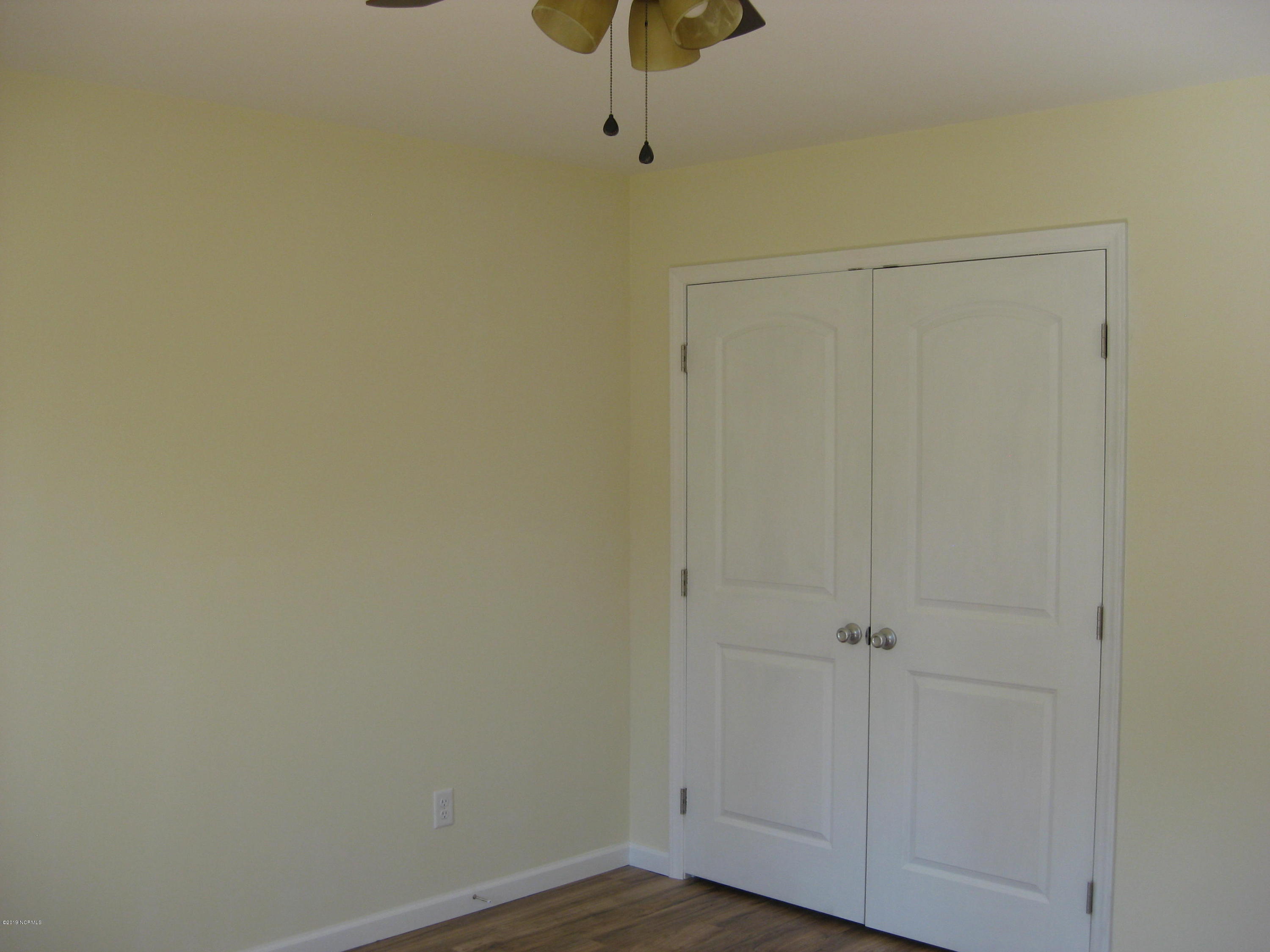 122 Crystal Road Boiling Spring Lakes, NC 28461 - Photo 20 of 43 IMG_0411