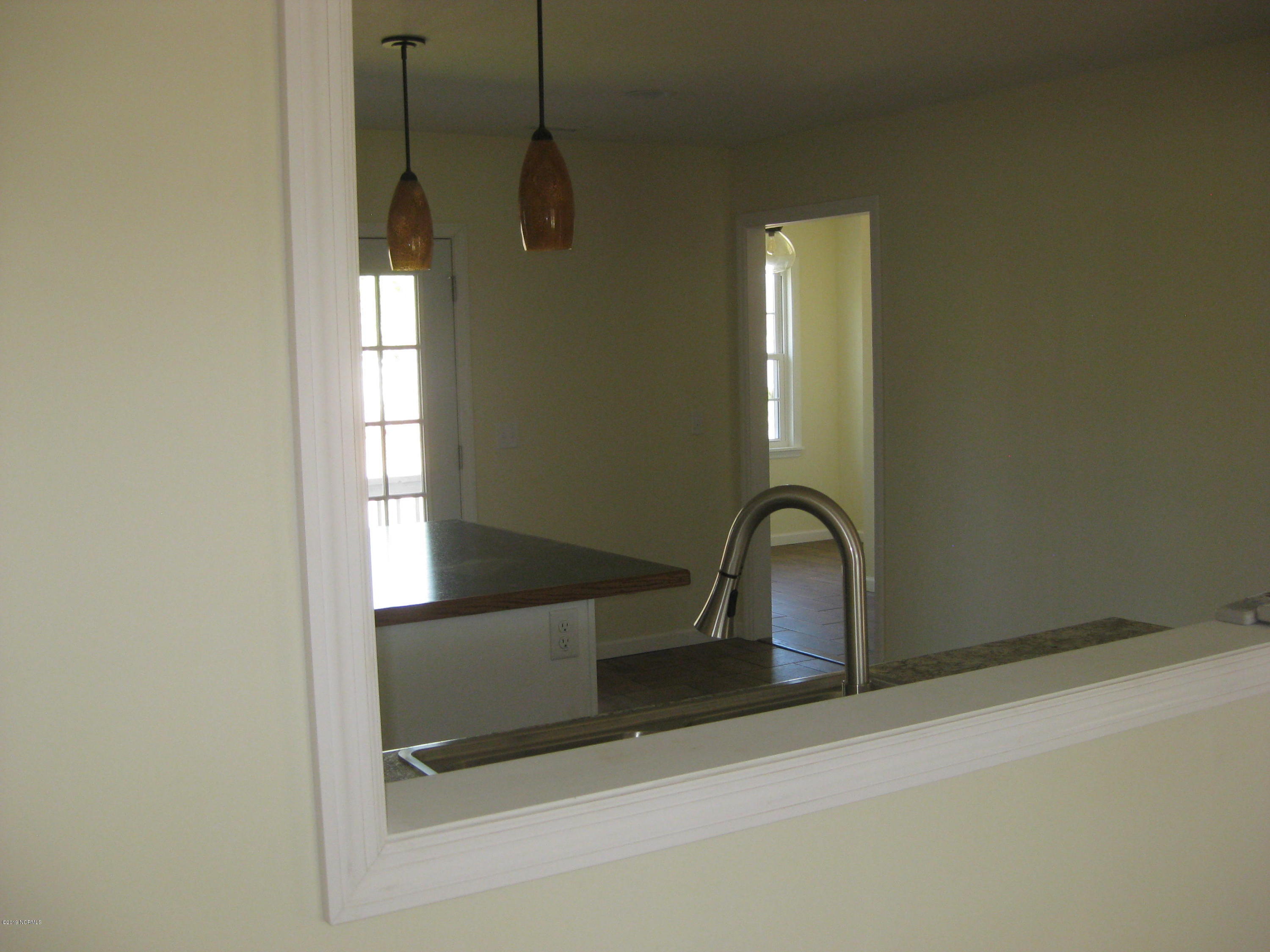 122 Crystal Road Boiling Spring Lakes, NC 28461 - Photo 21 of 43 IMG_0412