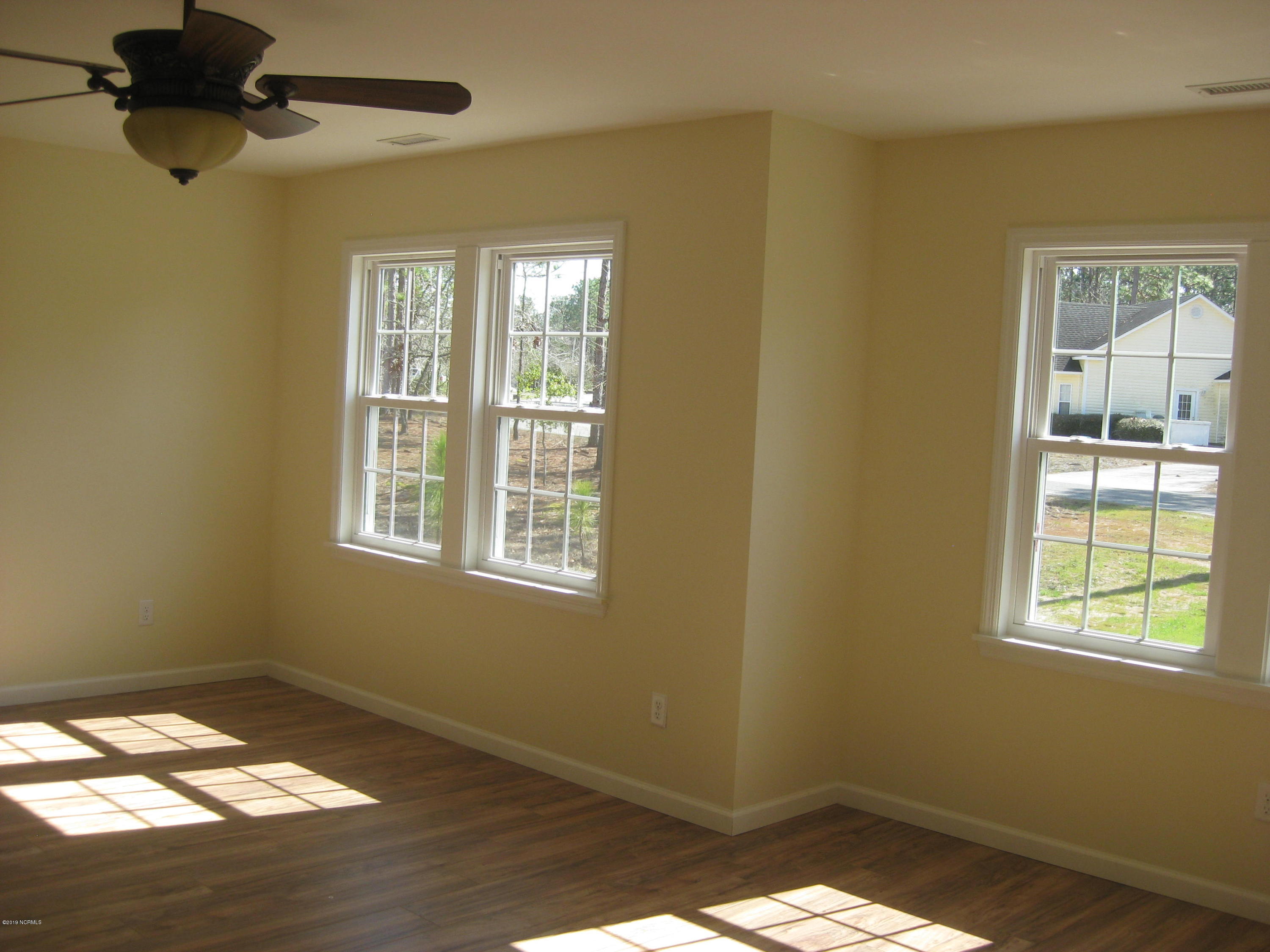 122 Crystal Road Boiling Spring Lakes, NC 28461 - Photo 10 of 43 IMG_0414