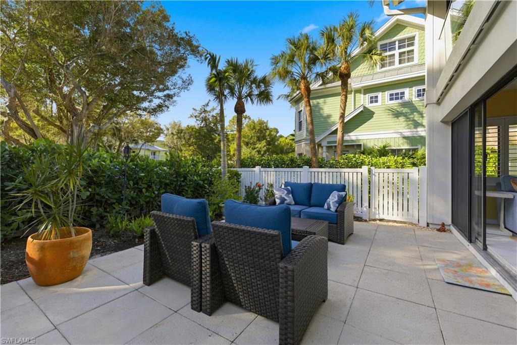 341 3rd Avenue South, Unit 341 Naples, FL 34102 - Photo 2 of 25