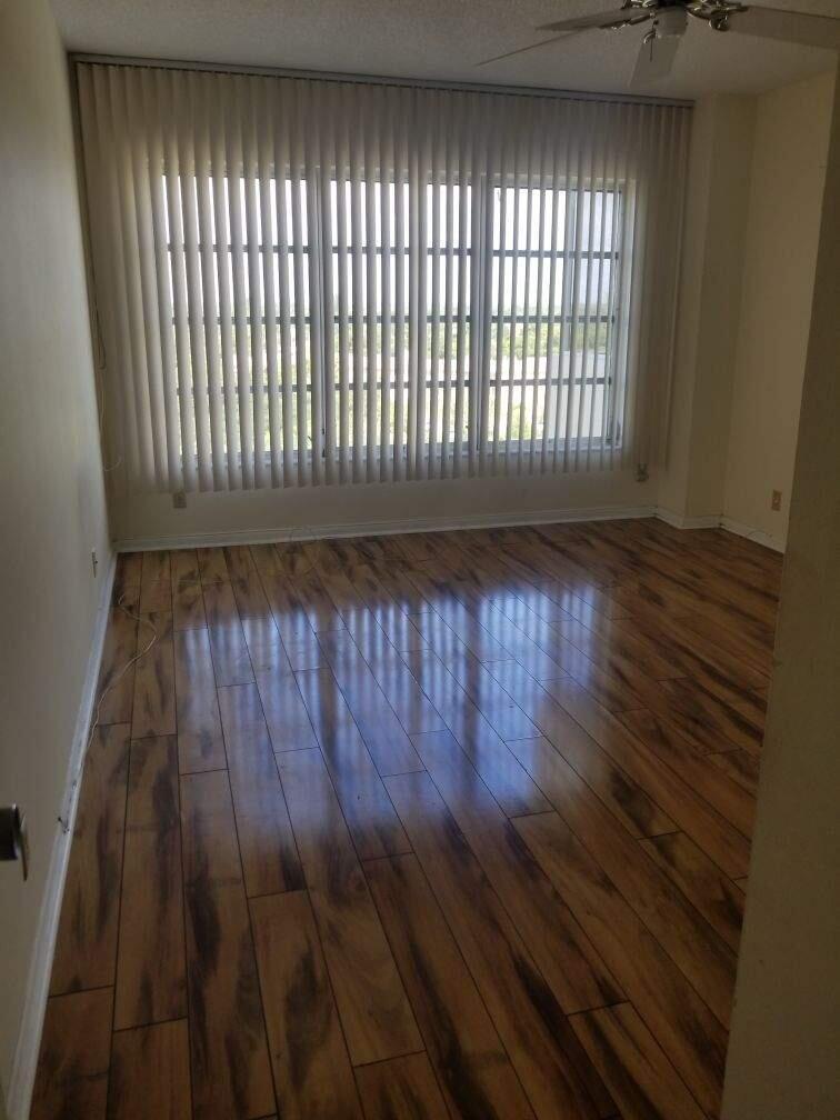 10777 West Sample Road, Unit 812 Coral Springs, FL 33065 - Photo 11 of 25 DiningroomCS3