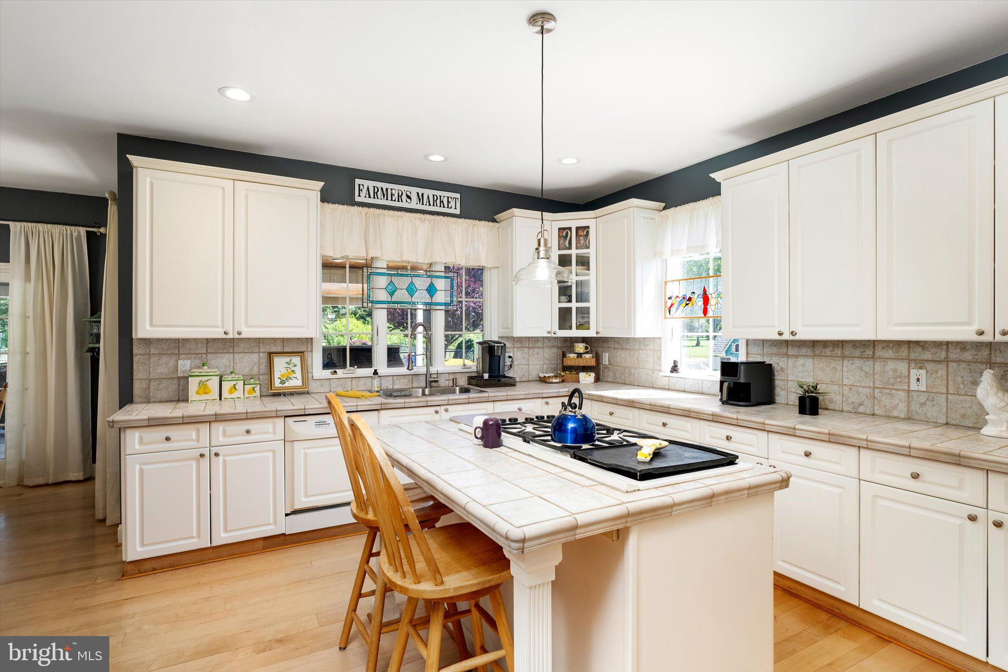8 Carney Way Hamilton, NJ 08620 - Photo 21 of 66 Bright and inviting kitchen space.