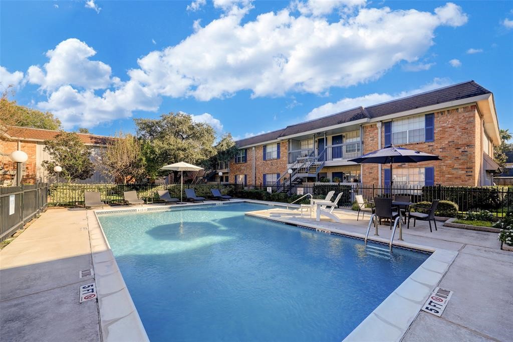 2350 Bering Drive, Unit 111 Houston, TX 77057 - Photo 19 of 22