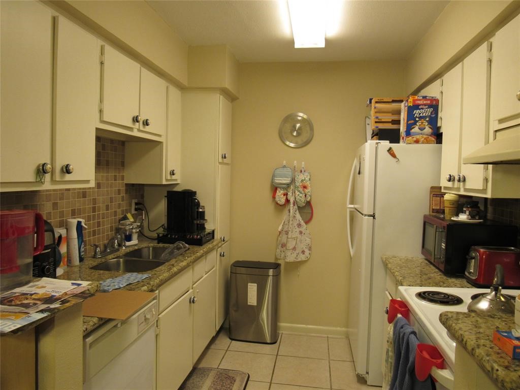 2350 Bering Drive, Unit 111 Houston, TX 77057 - Photo 9 of 22