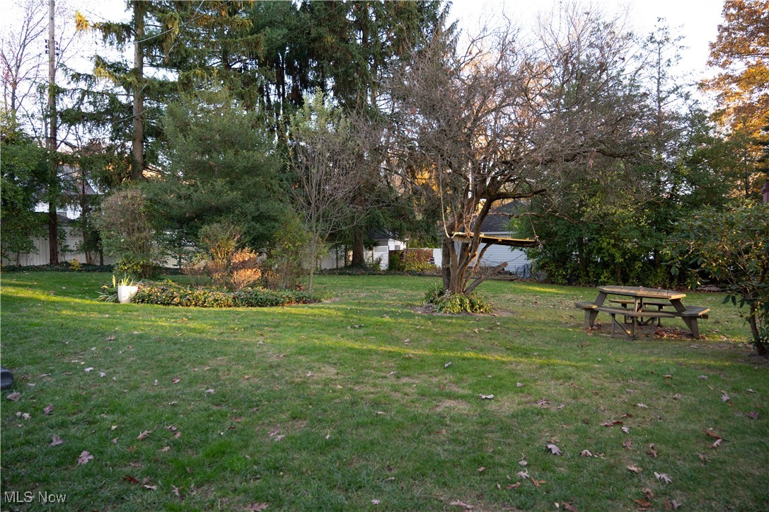 4141 Windsor Road Youngstown, OH 44512 - Photo 35 of 41 View of yard from the deck.
