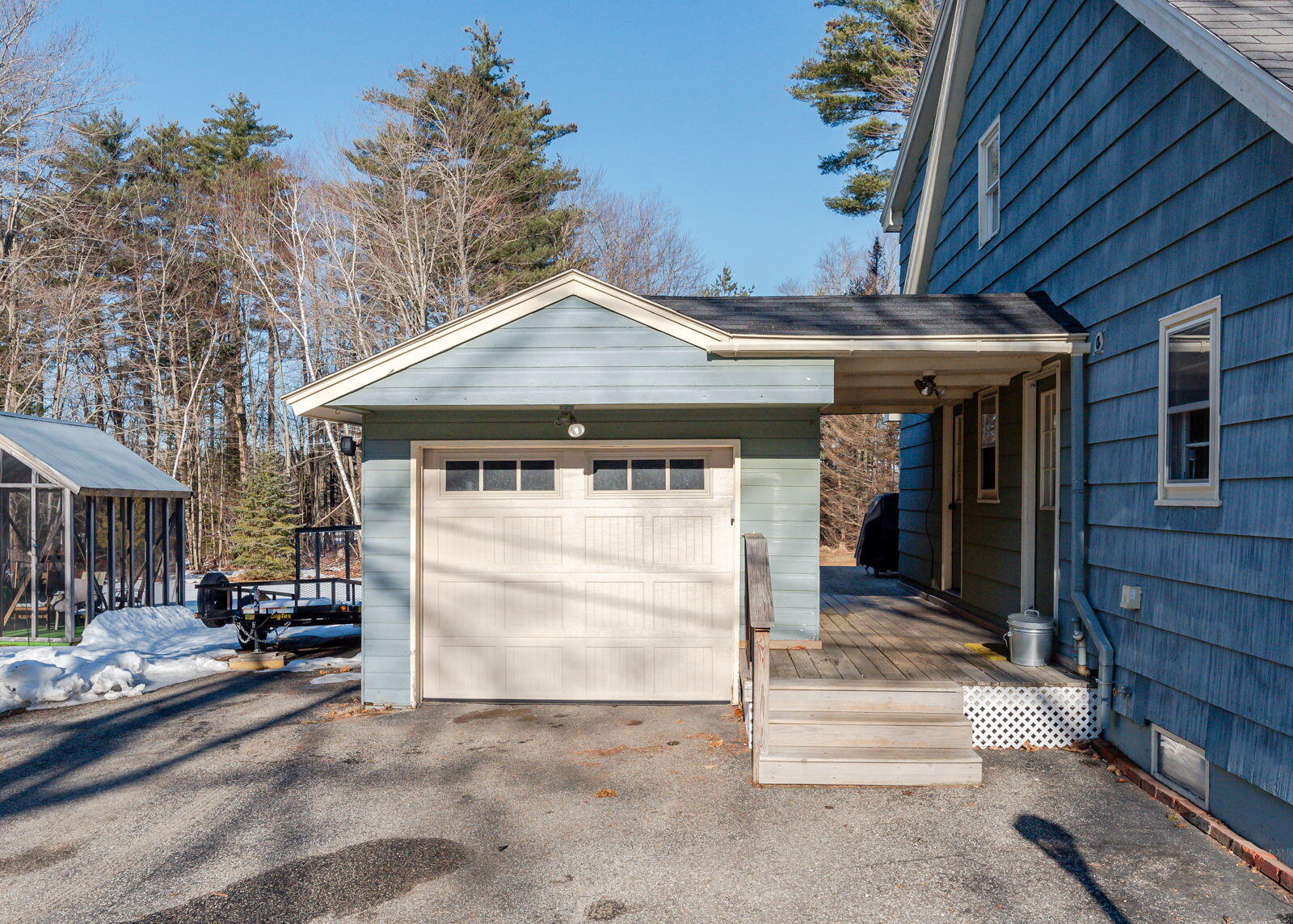 35 Jones Street Auburn, ME 04210 - Photo 31 of 38 Garage
