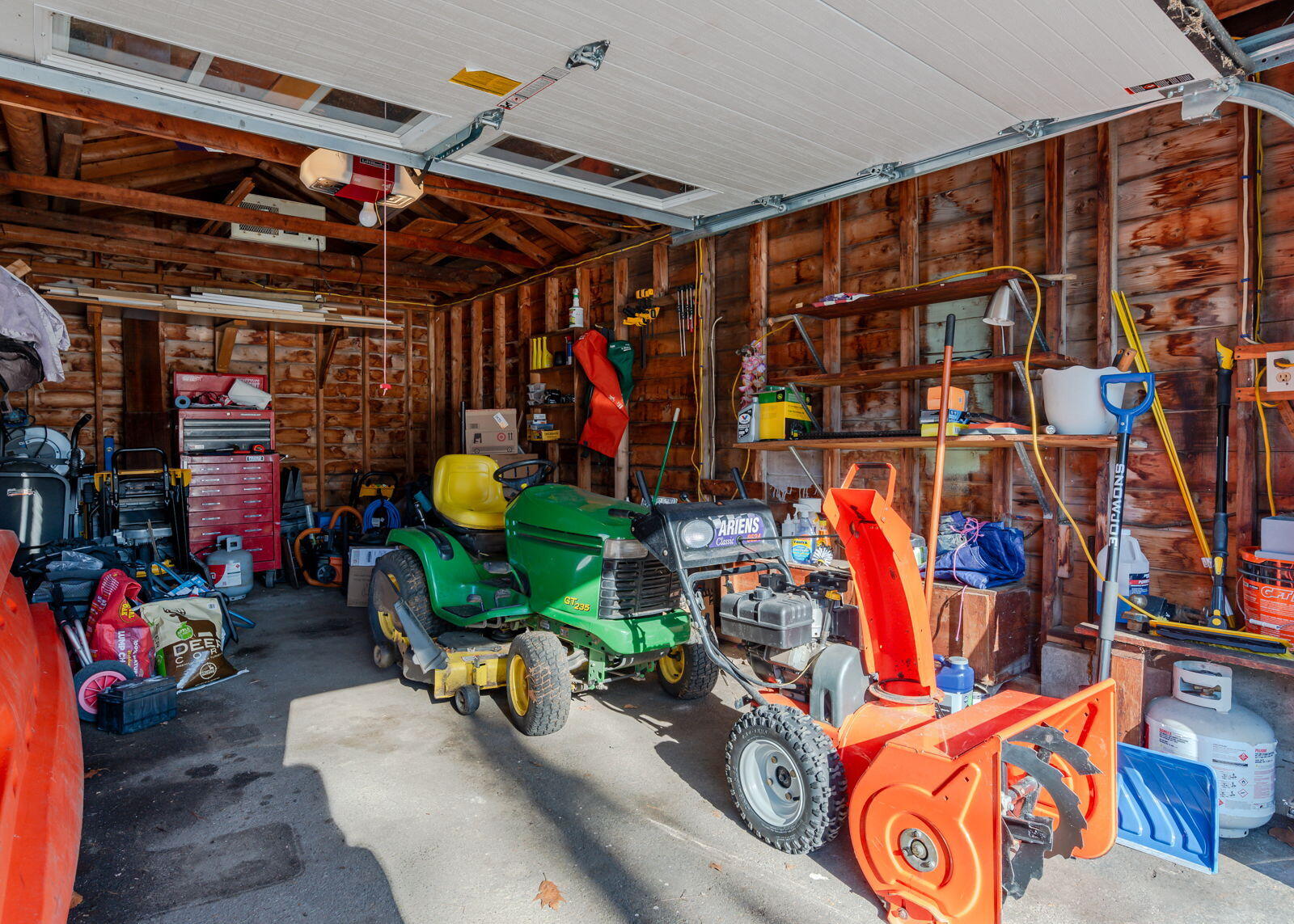 35 Jones Street Auburn, ME 04210 - Photo 32 of 38 Garage
