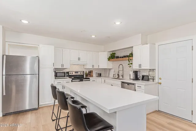 $400,000 | 921 West Muriel Drive, Phoenix, AZ 85023