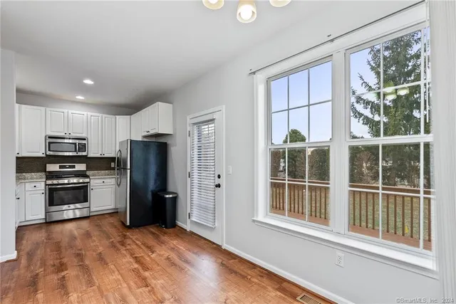 $2,900 | 6 Rhodora Terrace, Unit 6, Windsor, CT 06095