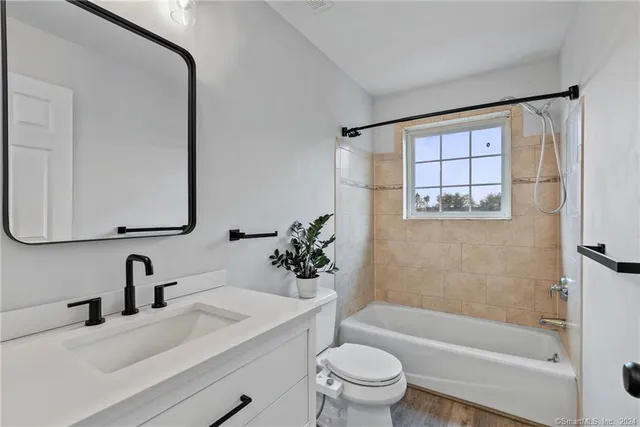 $2,900 | 6 Rhodora Terrace, Unit 6, Windsor, CT 06095