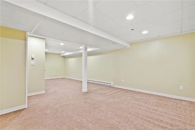 $2,900 | 6 Rhodora Terrace, Unit 6, Windsor, CT 06095