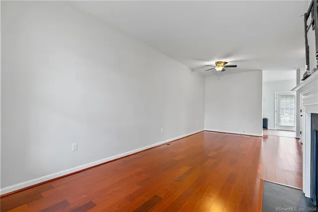 $2,900 | 6 Rhodora Terrace, Unit 6, Windsor, CT 06095