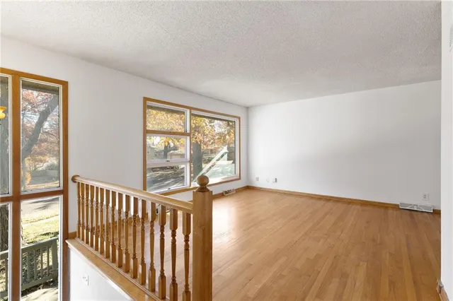 $350,000 | 9344 Hardy Street, Overland Park, KS 66212