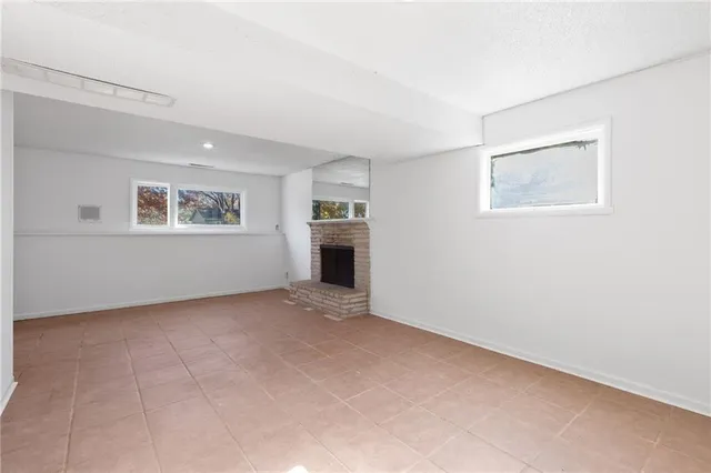 $350,000 | 9344 Hardy Street, Overland Park, KS 66212