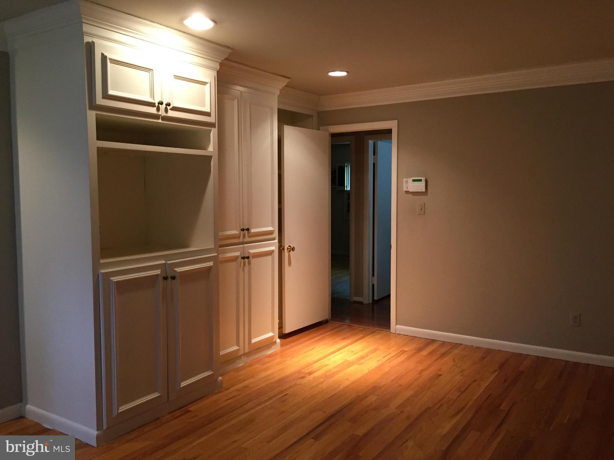 Bedroom (Master)