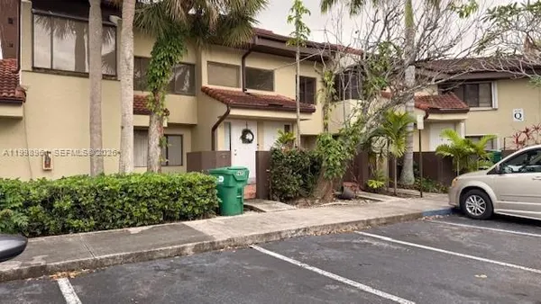 $2,400 | 9691 Southwest 138th Avenue, Unit QC2L, Miami, FL 33186