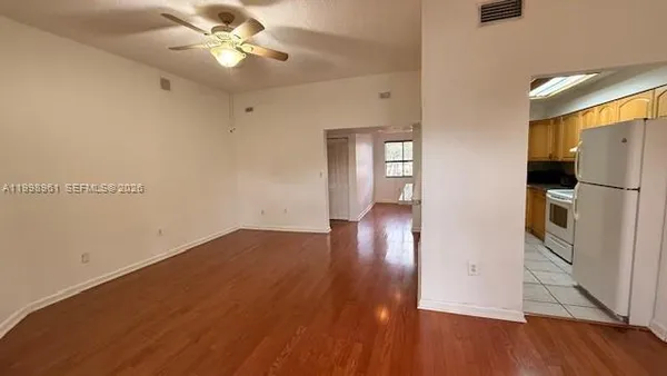 $2,400 | 9691 Southwest 138th Avenue, Unit QC2L, Miami, FL 33186