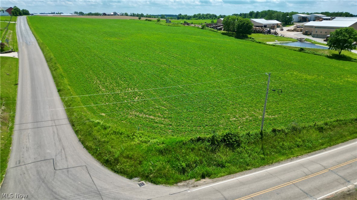 Peabody Kent Road Dundee, OH 44624 - Photo 19 of 26