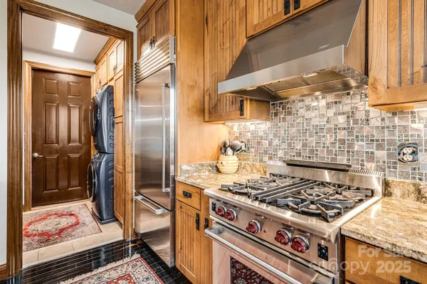 $869,000 | 115 Mountainside Lane, Mars Hill, NC 28754