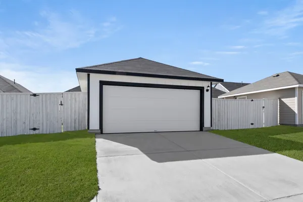 $281,990 | 180 Backwater Road, Kyle, TX 78640