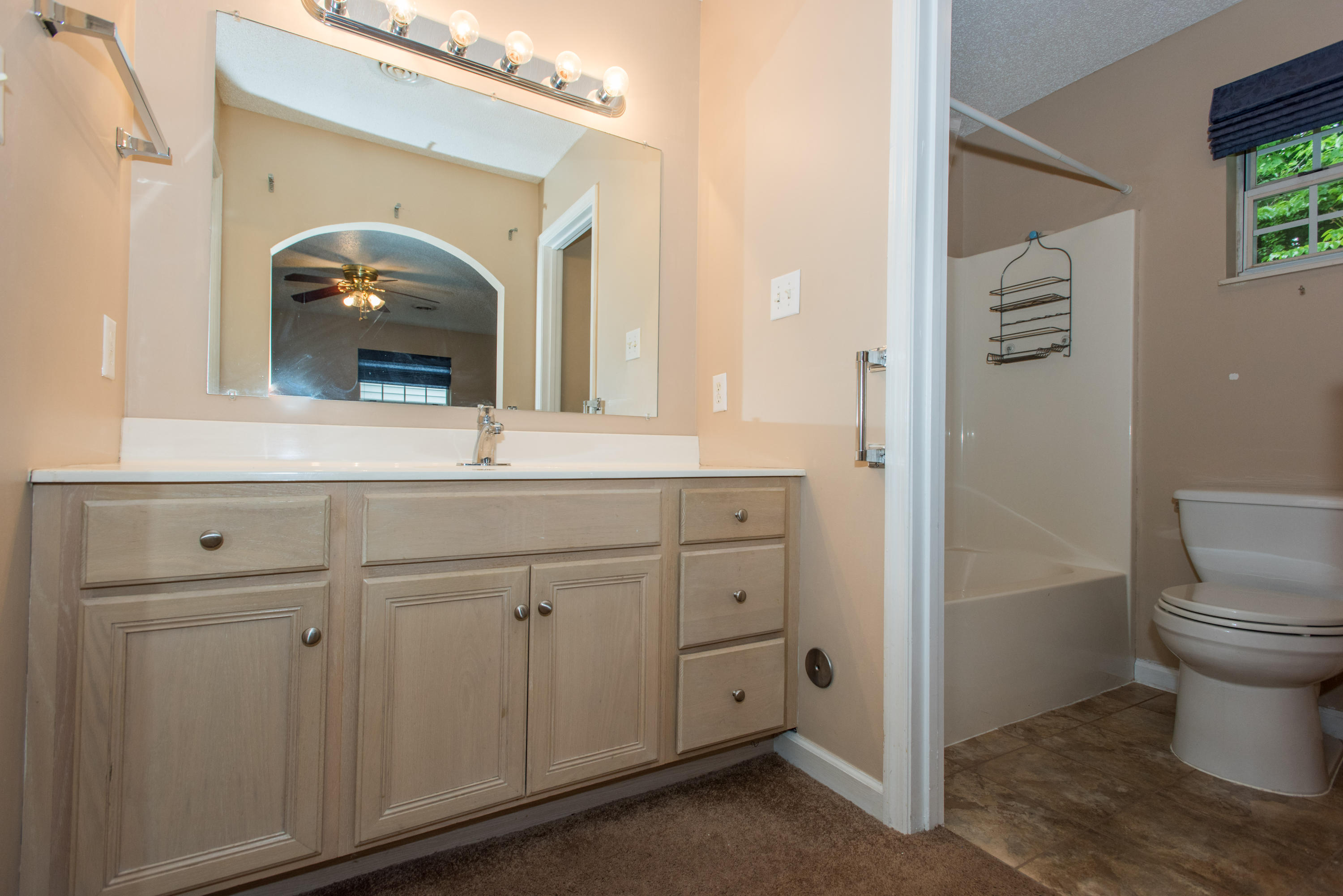 3315 Laurel View Road Knoxville, TN 37917 - Photo 14 of 25 Master Bath