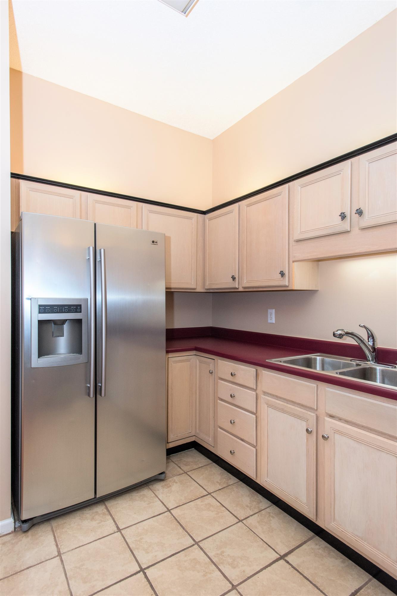 3315 Laurel View Road Knoxville, TN 37917 - Photo 10 of 25 Above Cabinet Lighting