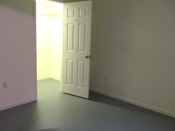 $294,900 | 910 Thornwood Drive, Unit 910, St. Charles, IL 60174