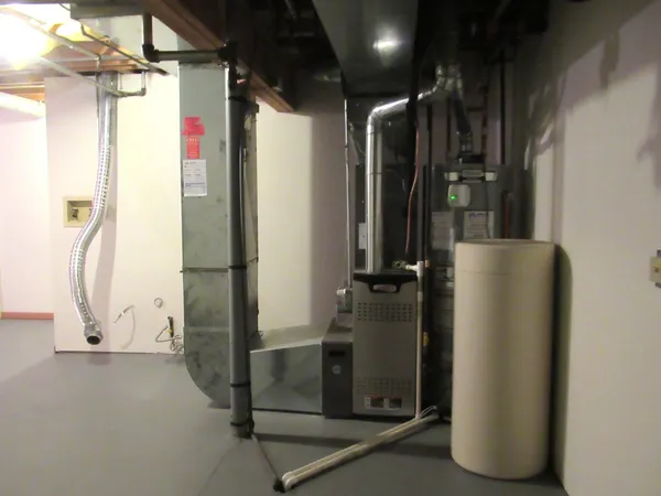 $294,900 | 910 Thornwood Drive, Unit 910, St. Charles, IL 60174