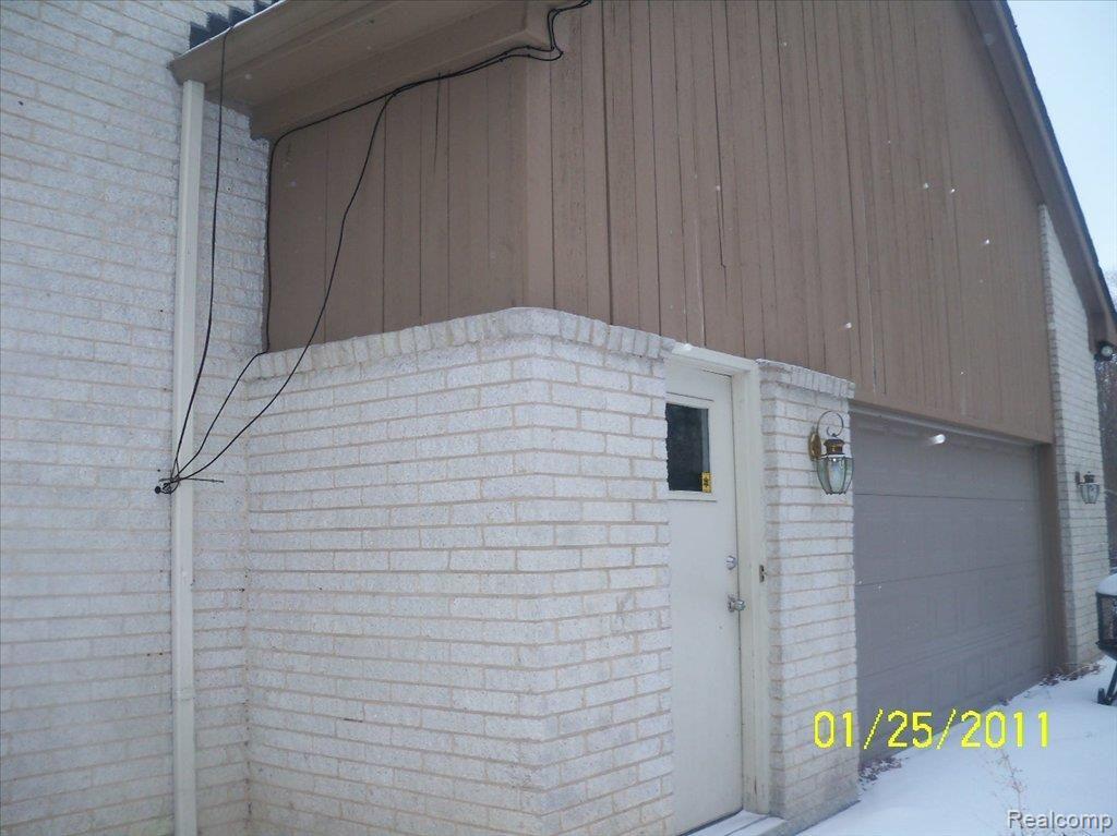 2451 28 Mile Road Washington, MI 48094 - Photo 9 of 18 kyoandmanor 011