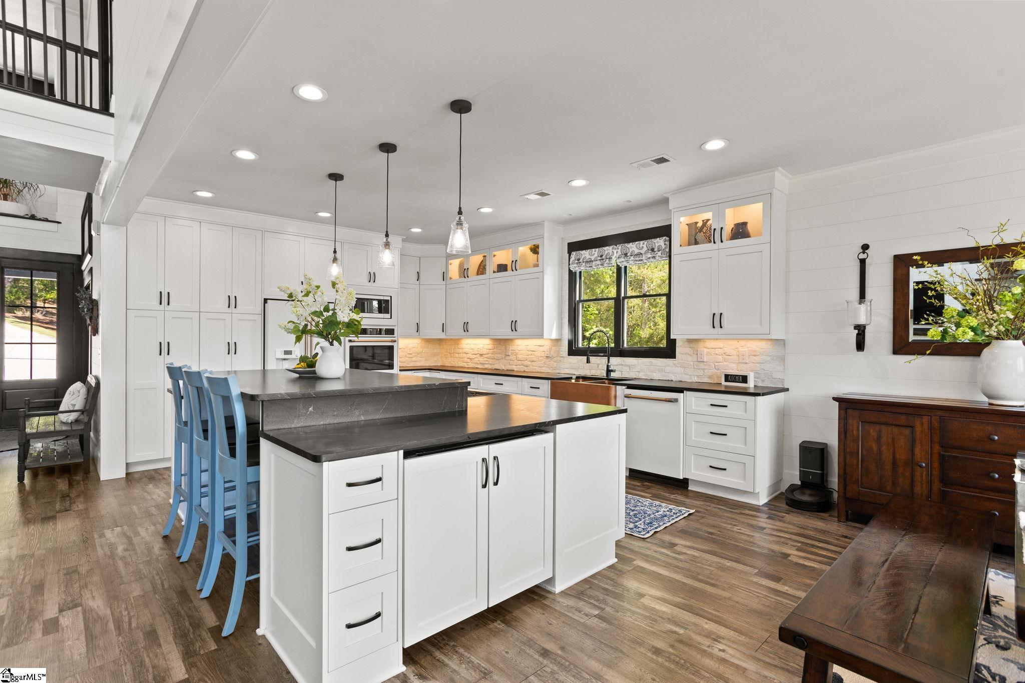 376 Abercrombie Point Greenwood, SC 29649 - Photo 15 of 50