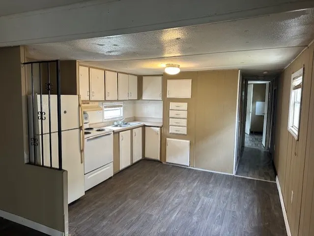 $750 | 16905 Glenheath Street, Montgomery, TX 77316