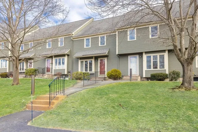 $480,000 | 19 Deer Path, Unit 5, Maynard, MA 01754