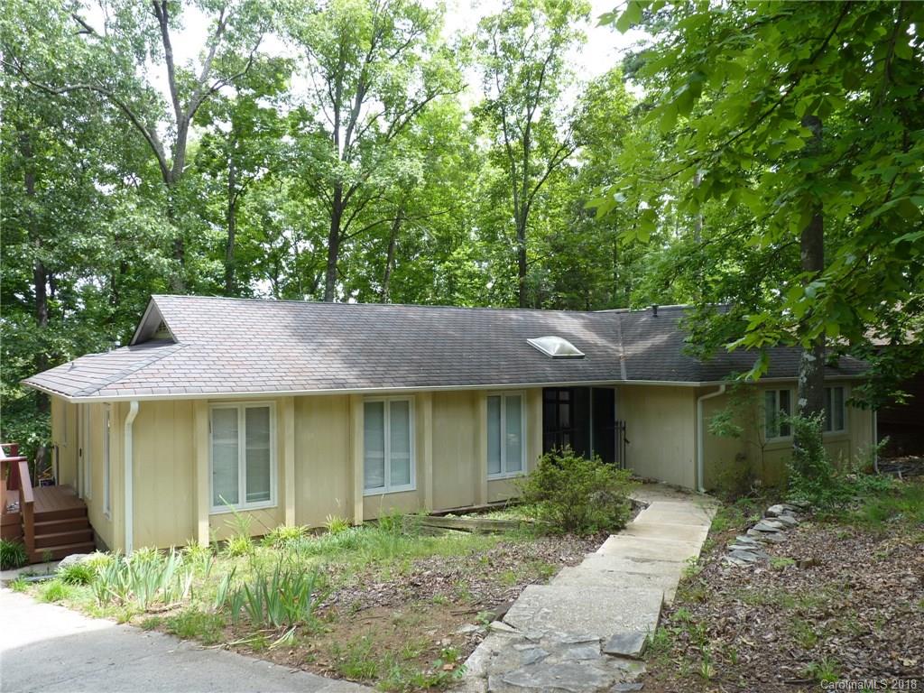 7635 Robin Crest Road Charlotte, NC 28226 - Photo 1 of 22 Gallery Image 1