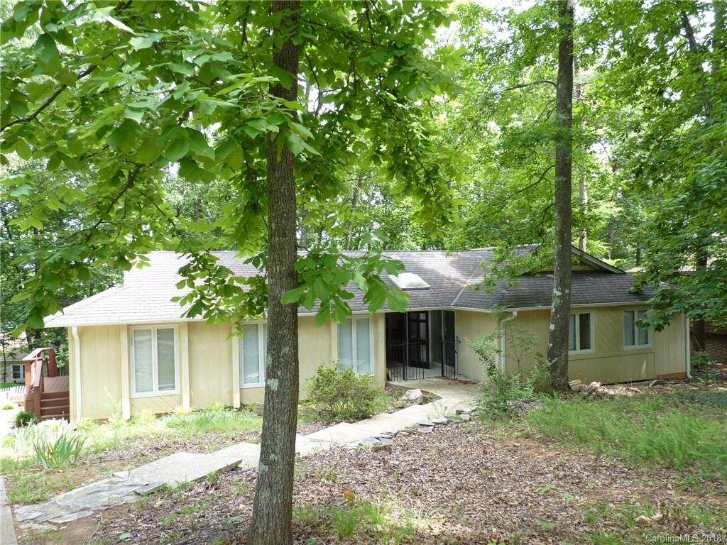 7635 Robin Crest Road Charlotte, NC 28226 - Photo 2 of 22 Gallery Image 2
