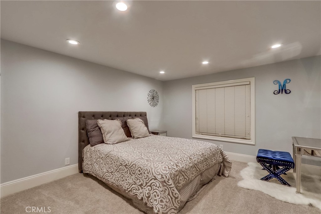 28092 Tefir Mission Viejo, CA 92692 - Photo 36 of 59