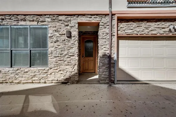 $3,995 | 4432 Bowser Avenue, Unit C, Dallas, TX 75219