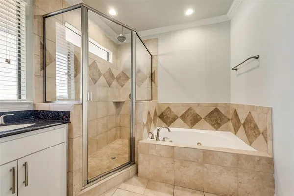 $3,995 | 4432 Bowser Avenue, Unit C, Dallas, TX 75219